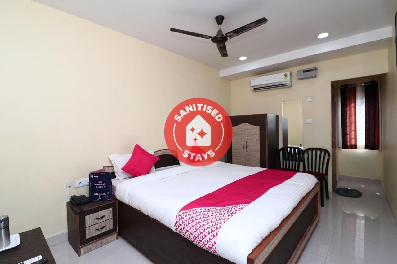 Oyo 15355 Govind Guest House جوراكبور المظهر الخارجي الصورة