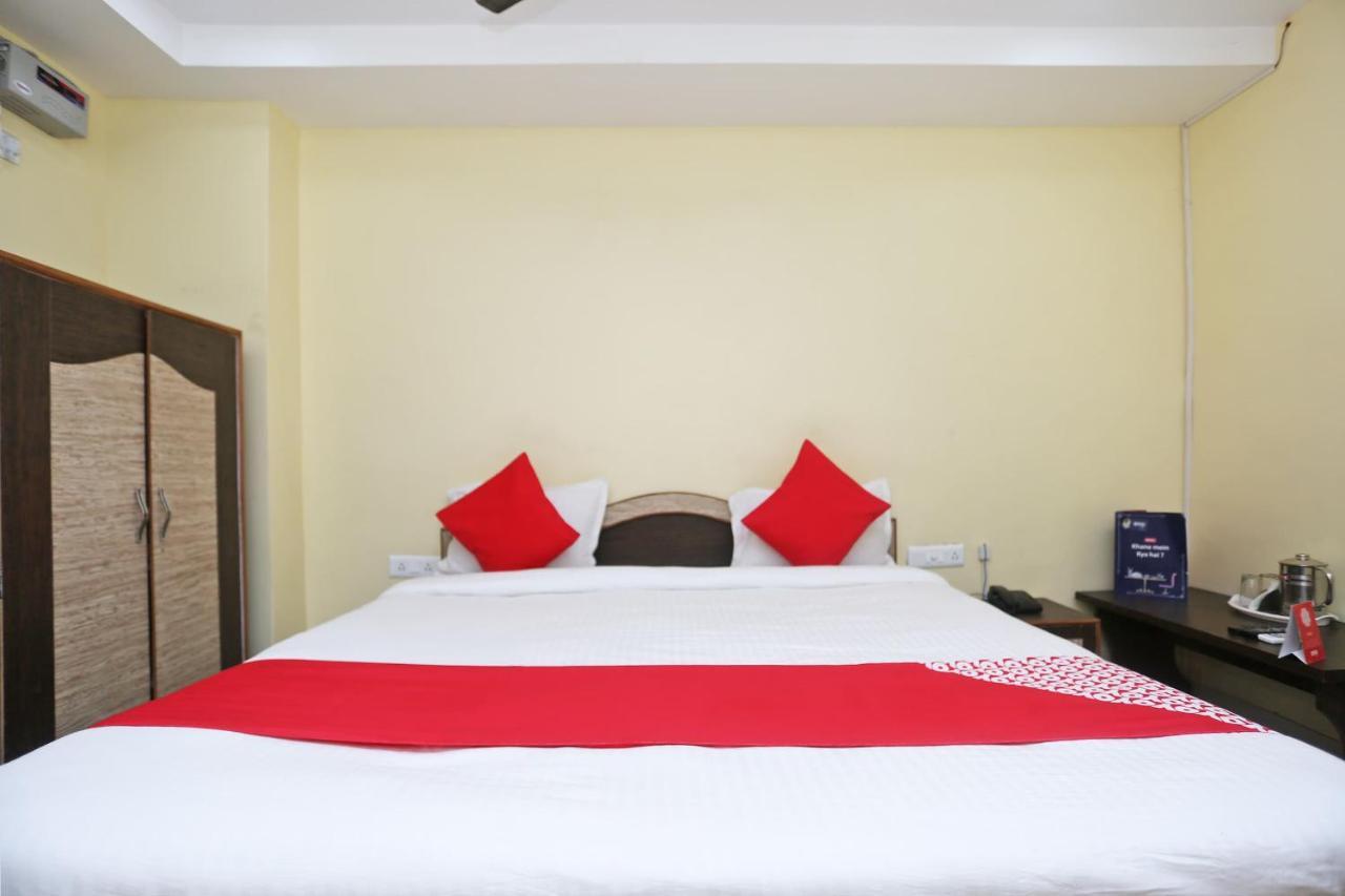 Oyo 15355 Govind Guest House جوراكبور المظهر الخارجي الصورة