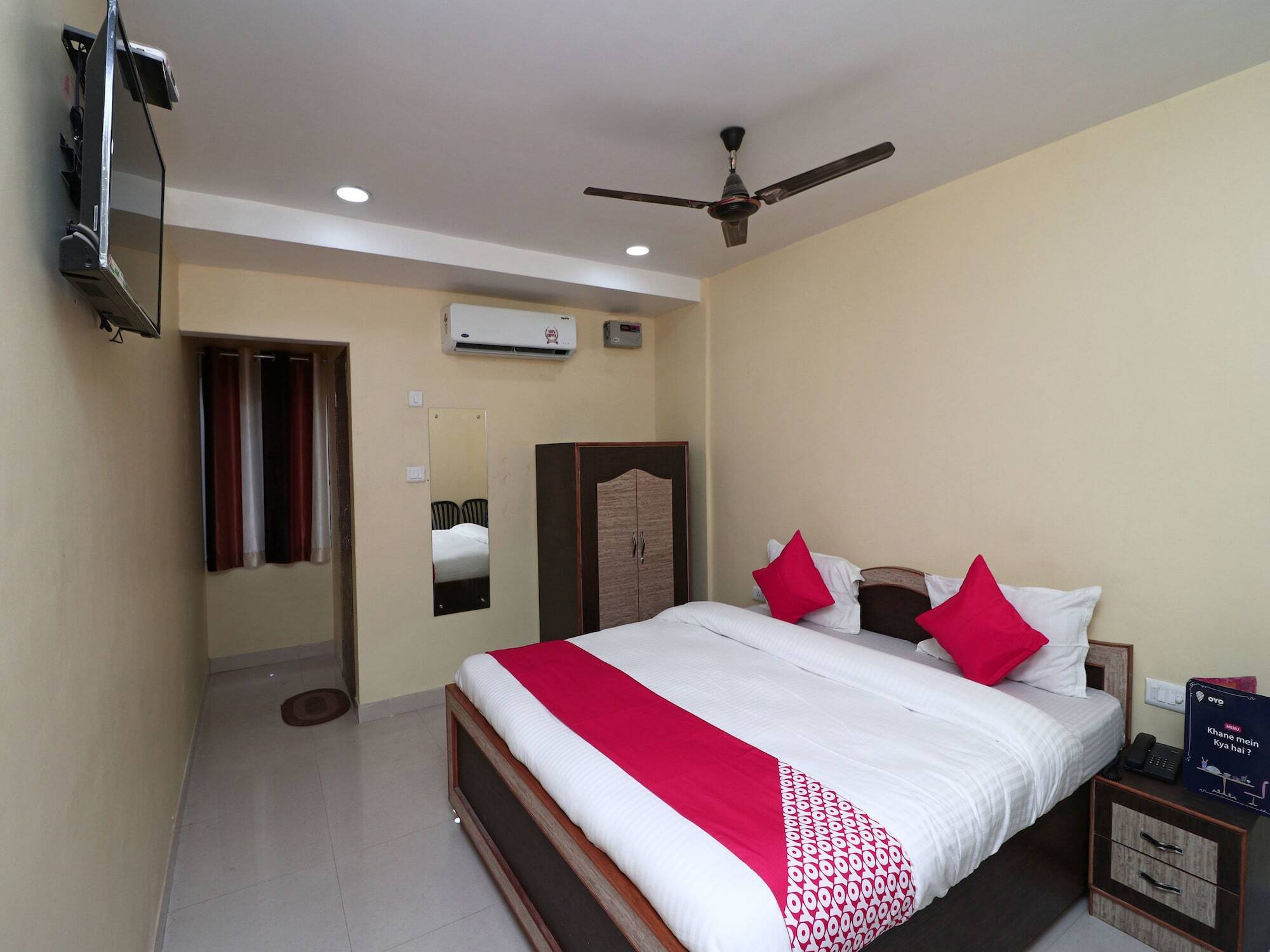 Oyo 15355 Govind Guest House جوراكبور المظهر الخارجي الصورة